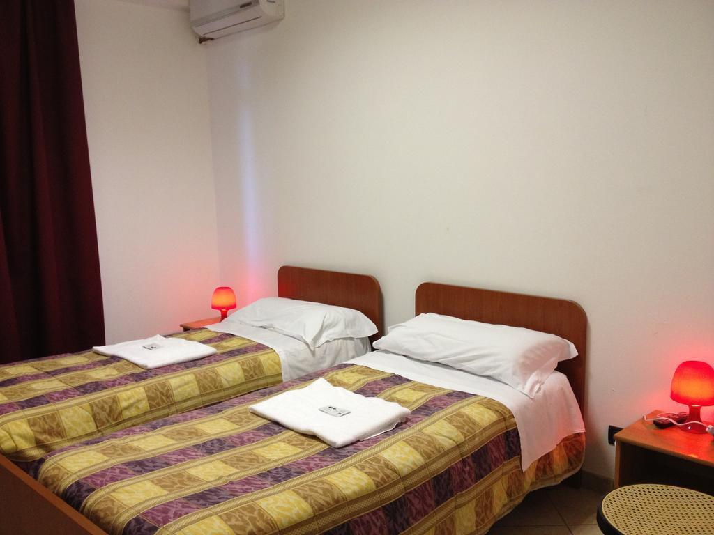 Hotel 曼托瓦 客房 照片